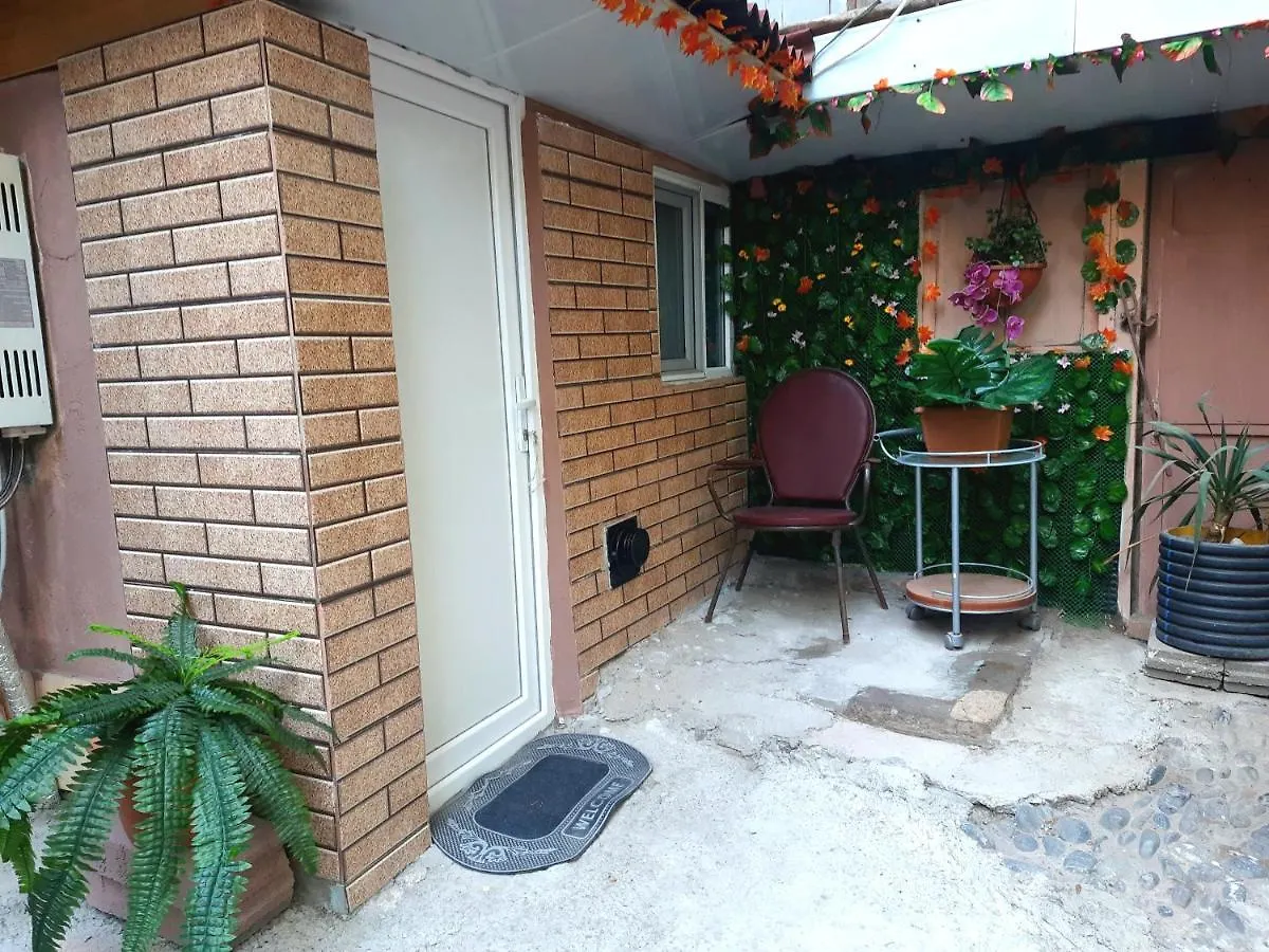 Шок Apartment Tbilisi